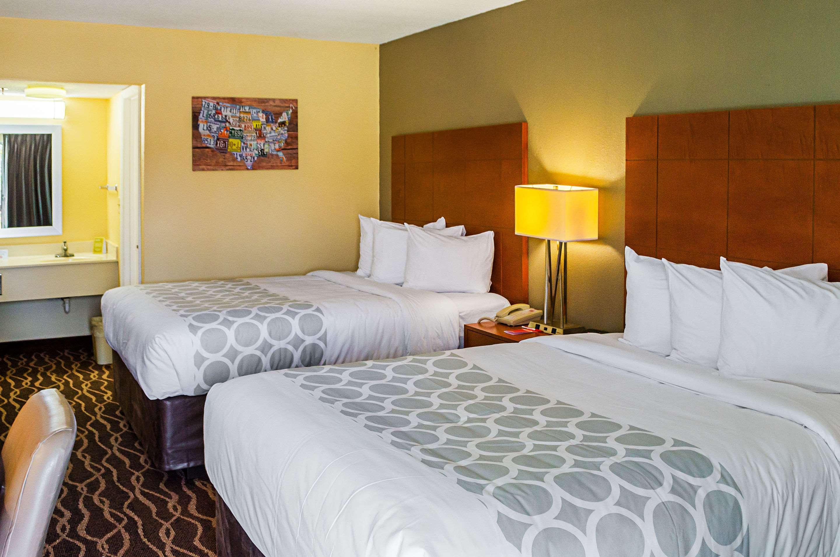 Econo Lodge Хардивилл Экстерьер фото