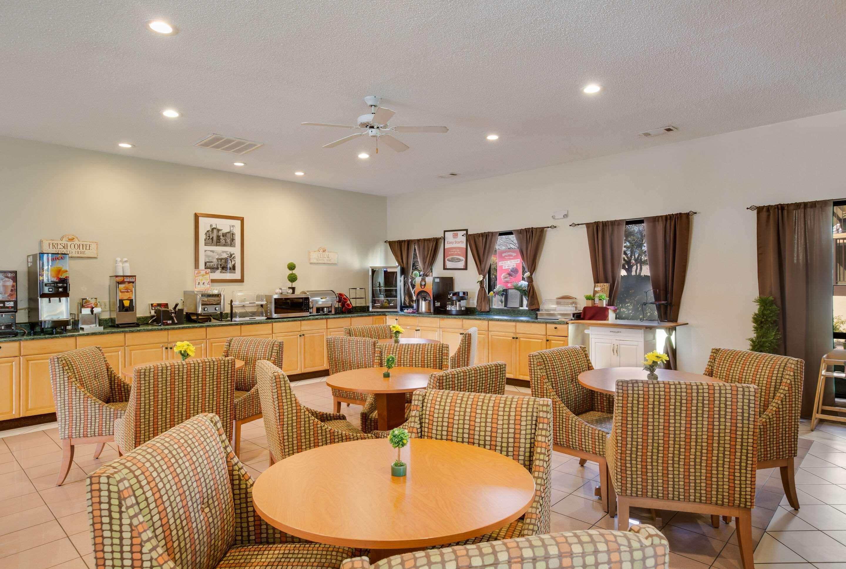 Econo Lodge Хардивилл Экстерьер фото