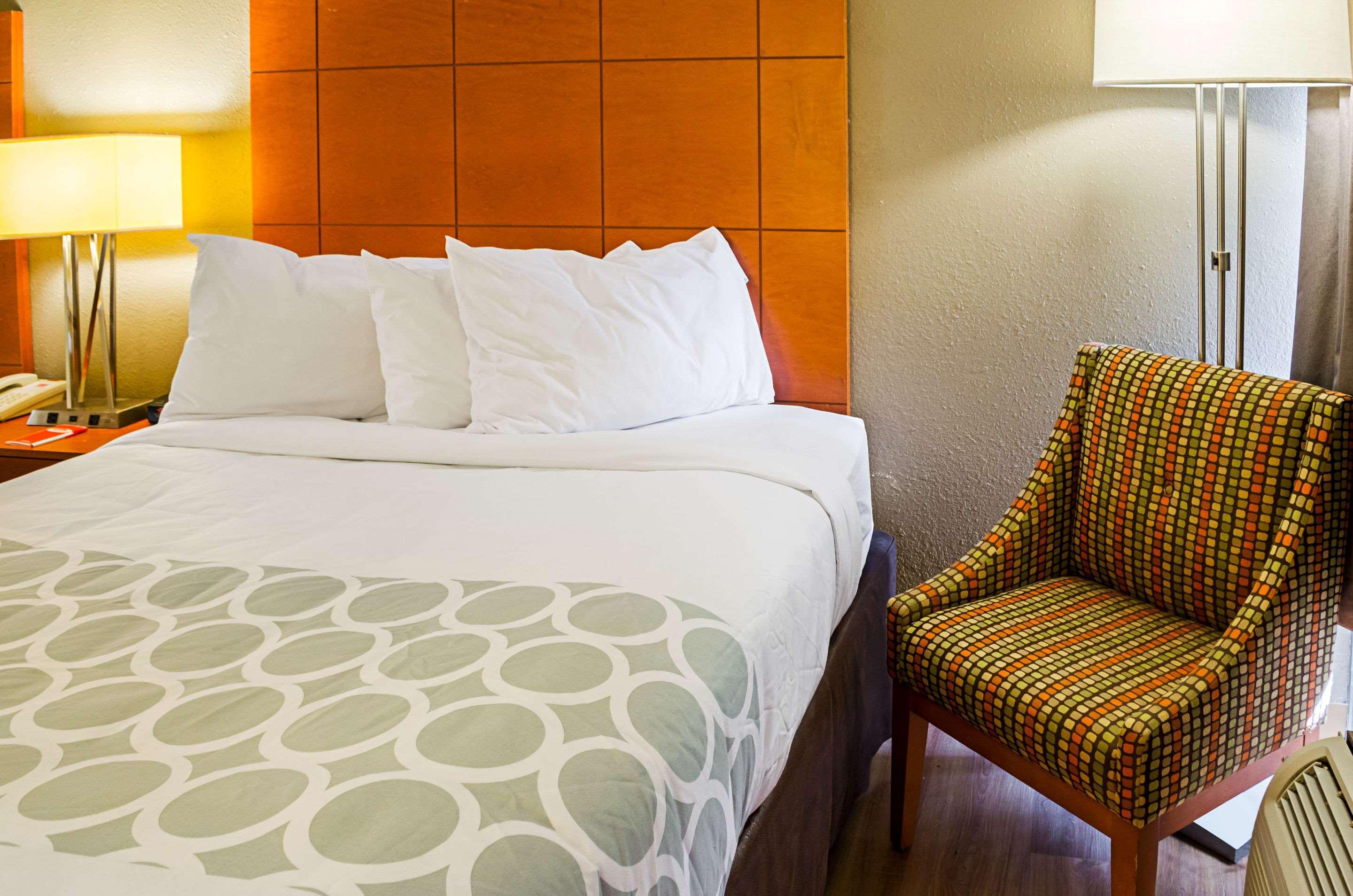 Econo Lodge Хардивилл Экстерьер фото