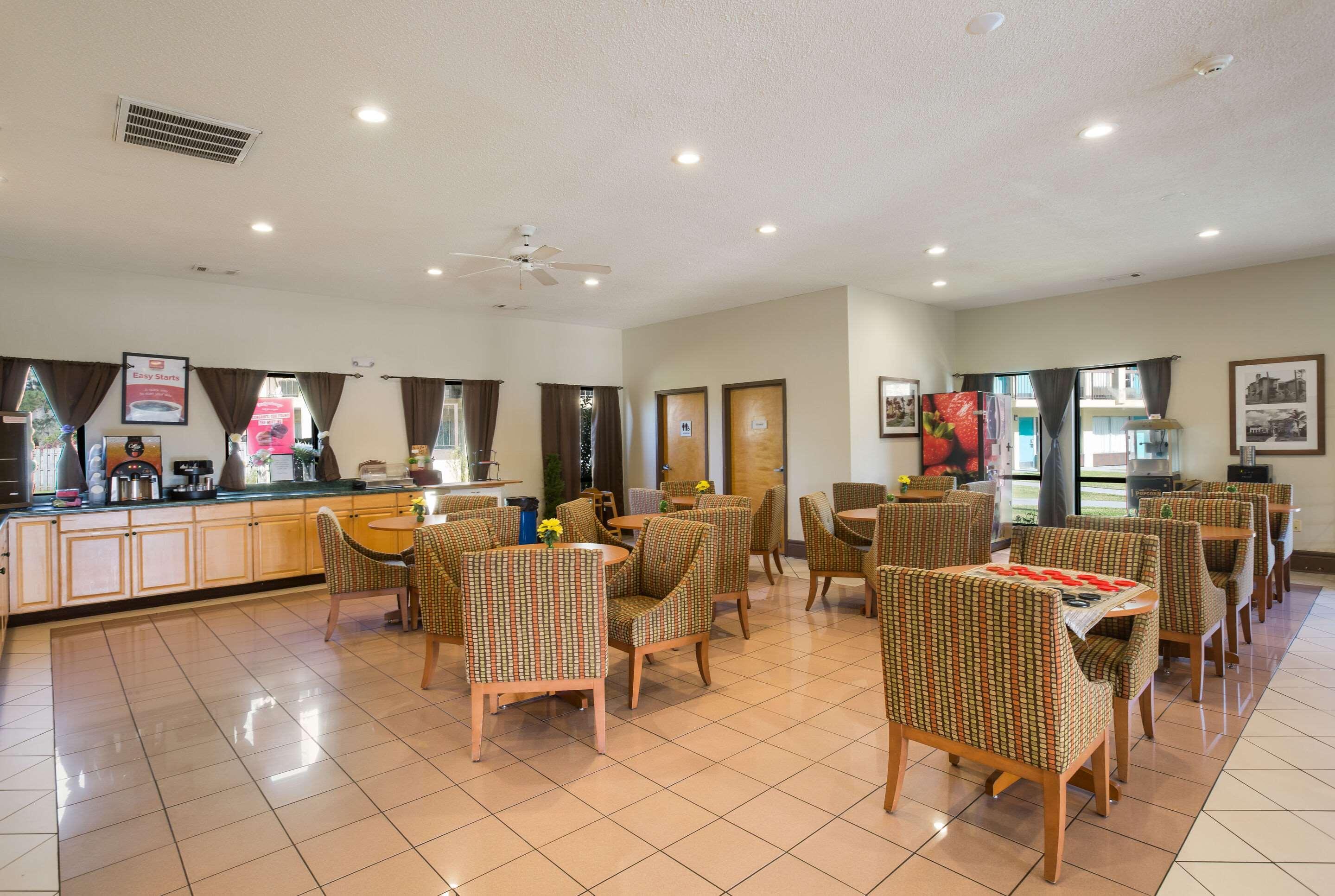 Econo Lodge Хардивилл Экстерьер фото